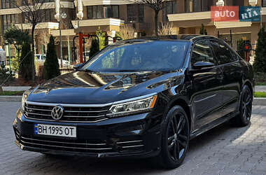 Седан Volkswagen Passat 2017 в 