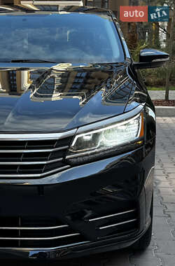 Седан Volkswagen Passat 2017 в 