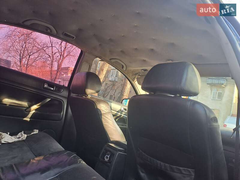 Седан Volkswagen Passat 1996 в Доброславе