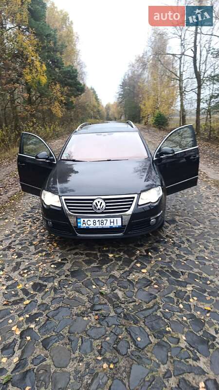 Універсал Volkswagen Passat 2008 в 