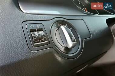 Універсал Volkswagen Passat 2011 в 