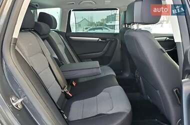 Універсал Volkswagen Passat 2011 в 