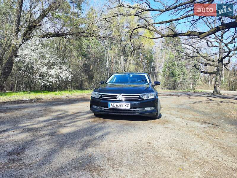 Універсал Volkswagen Passat 2015 в 