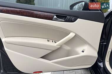 Седан Volkswagen Passat 2011 в 