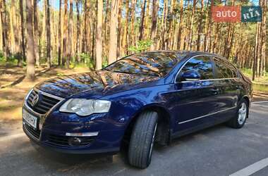Седан Volkswagen Passat 2005 в Полтаве