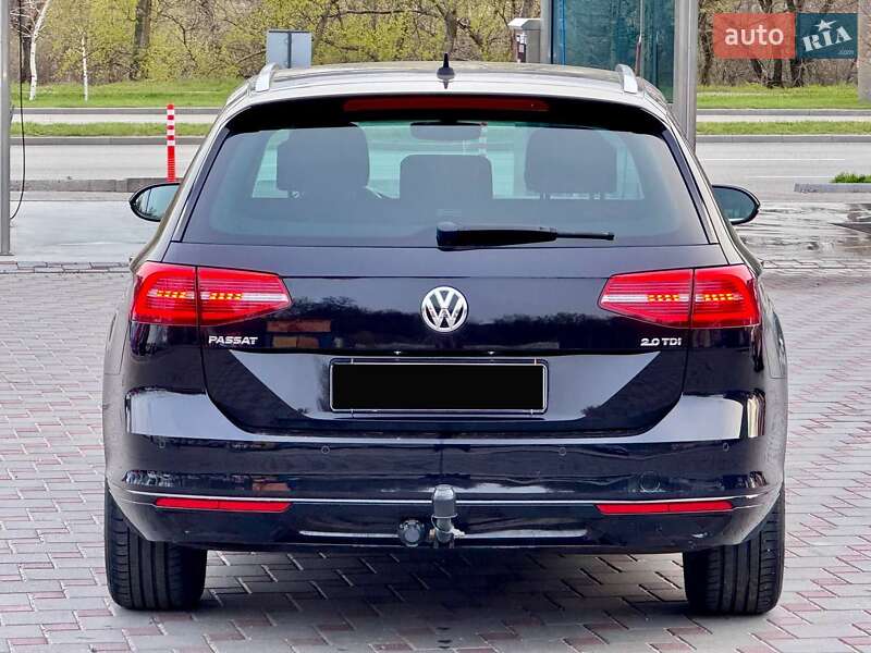Универсал Volkswagen Passat 2017 в Запорожье