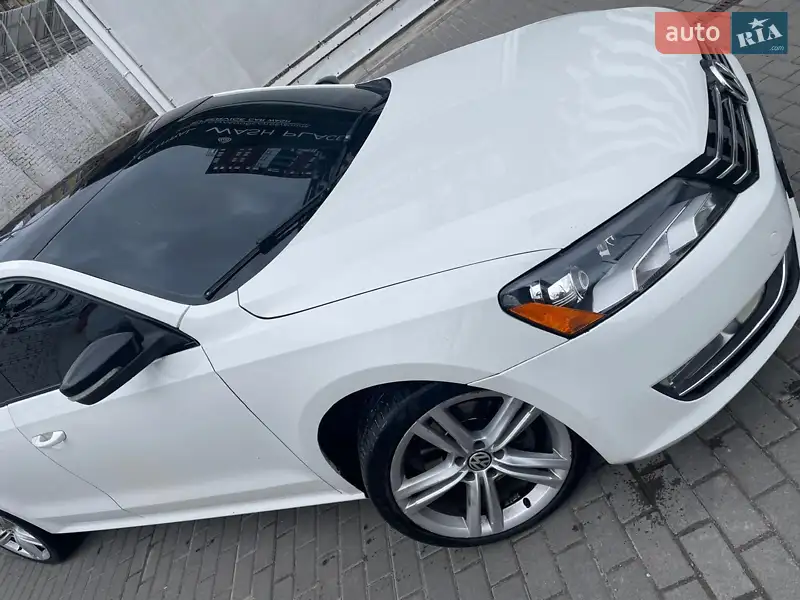 Седан Volkswagen Passat 2014 в 