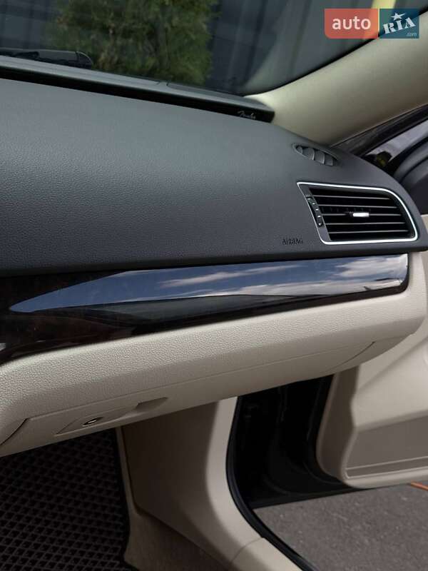 Седан Volkswagen Passat 2013 в Дніпрі