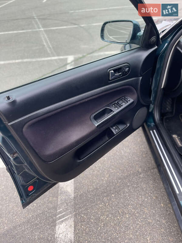 Универсал Volkswagen Passat 2001 в Кривом Роге