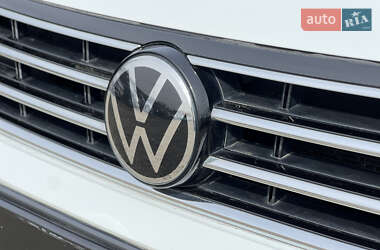 Универсал Volkswagen Passat 2021 в 