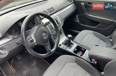 Универсал Volkswagen Passat 2010 в 