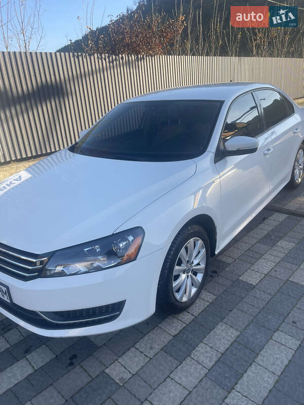 Седан Volkswagen Passat 2013 в 