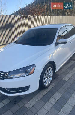 Седан Volkswagen Passat 2013 в 
