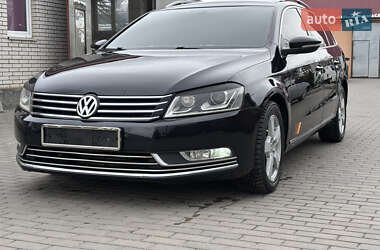 Универсал Volkswagen Passat 2012 в 
