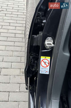 Универсал Volkswagen Passat 2012 в 