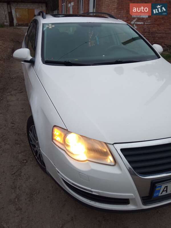 Универсал Volkswagen Passat 2008 в Житомире
