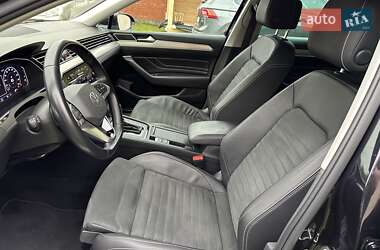 Седан Volkswagen Passat 2021 в 