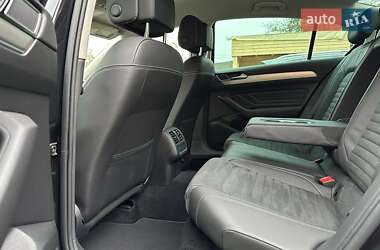 Седан Volkswagen Passat 2021 в 