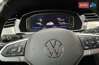 Седан Volkswagen Passat 2021 в 