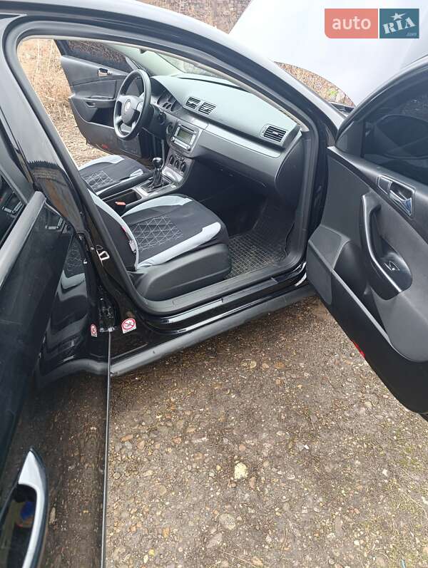 Универсал Volkswagen Passat 2005 в Каменец-Подольском фото 11 Универсал Volkswagen Passat 2005 в Каменец-Подольском