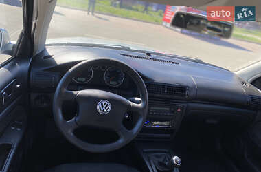 Универсал Volkswagen Passat 2001 в 