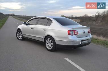 Седан Volkswagen Passat 2008 в 