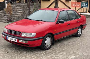 Седан Volkswagen Passat 1993 в 