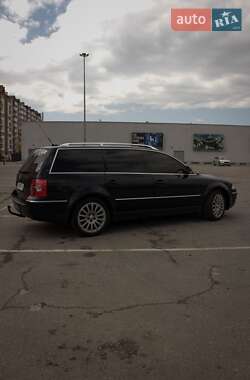 Универсал Volkswagen Passat 2004 в 