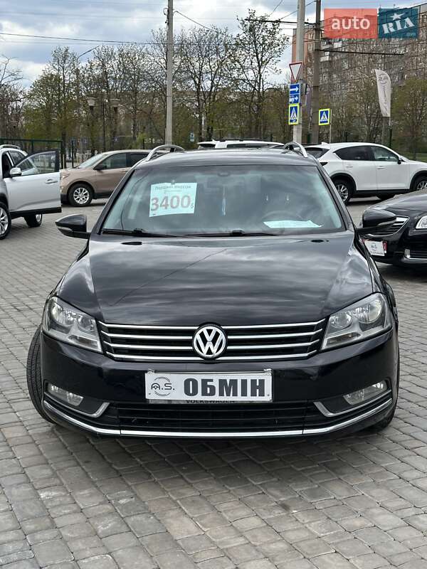 Універсал Volkswagen Passat 2012 в Кривому Розі