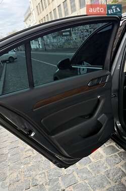 Седан Volkswagen Passat 2016 в 
