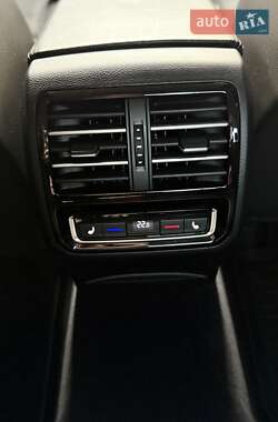 Седан Volkswagen Passat 2016 в 
