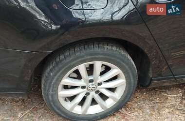 Универсал Volkswagen Passat 2015 в 