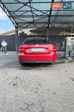 Седан Volkswagen Passat 2015 в 