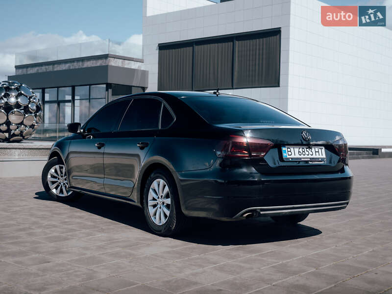 Седан Volkswagen Passat 2012 в Кременчуці