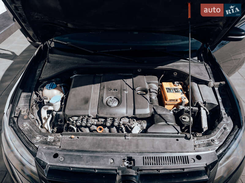 Седан Volkswagen Passat 2012 в Кременчуці