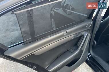 Седан Volkswagen Passat 2011 в 