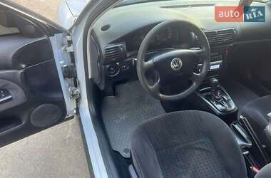 Седан Volkswagen Passat 1998 в 