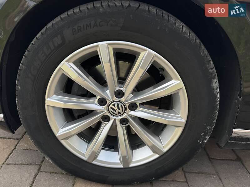 Седан Volkswagen Passat 2018 в Гадяче фото 9 Седан Volkswagen Passat 2018 в Гадяче