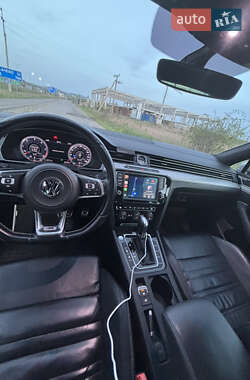 Универсал Volkswagen Passat 2015 в 