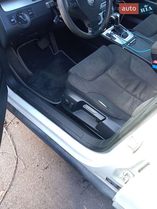 Универсал Volkswagen Passat 2008 в Житомире
