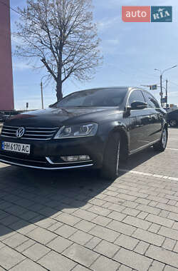 Седан Volkswagen Passat 2013 в 