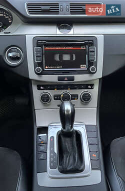 Седан Volkswagen Passat 2013 в 
