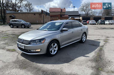 Volkswagen Passat 2013 Volkswagen Passat 2013