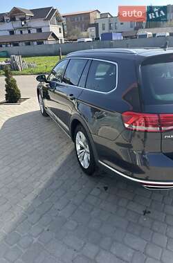 Универсал Volkswagen Passat 2019 в 