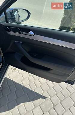 Универсал Volkswagen Passat 2019 в 
