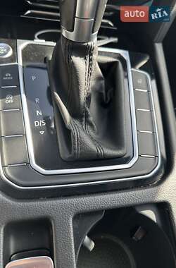 Универсал Volkswagen Passat 2019 в 