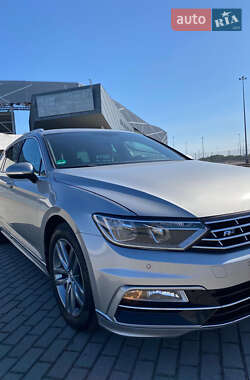 Універсал Volkswagen Passat 2015 в 