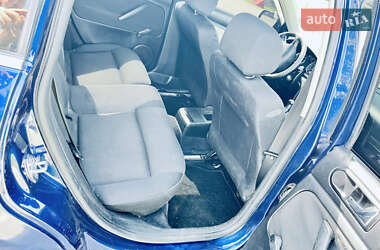 Універсал Volkswagen Passat 2000 в 