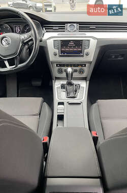 Универсал Volkswagen Passat 2017 в 