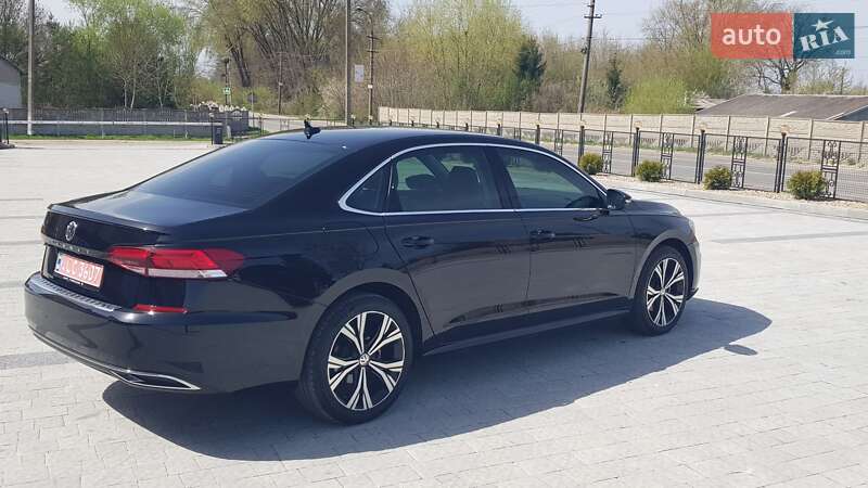 Седан Volkswagen Passat 2021 в Городке